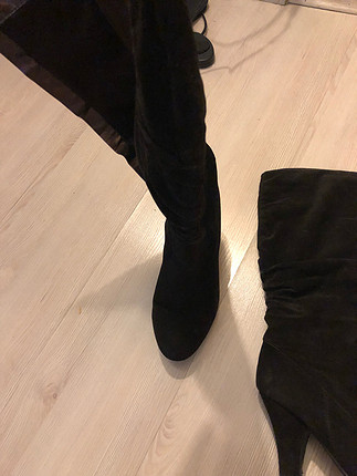 38 Beden siyah Renk Birkaç kez giyilen çizme