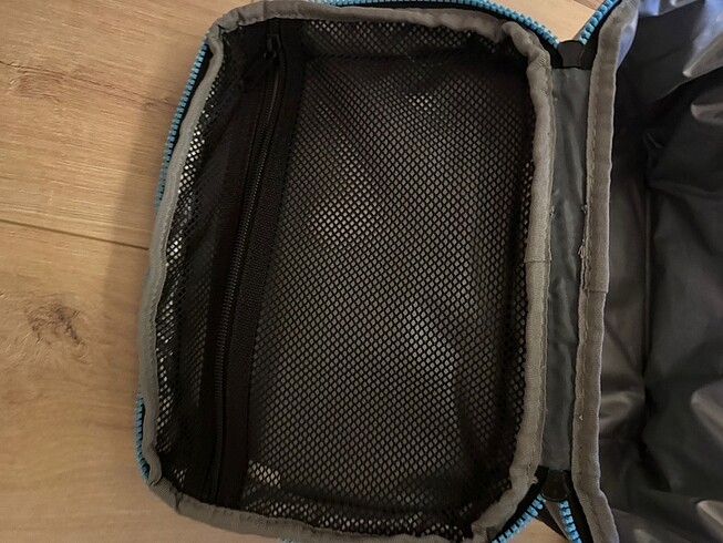 Beden gri Renk Apple Logolu Soğuk el çantası