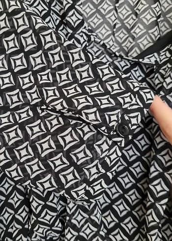 desenli siyah elbise - Görsel 4