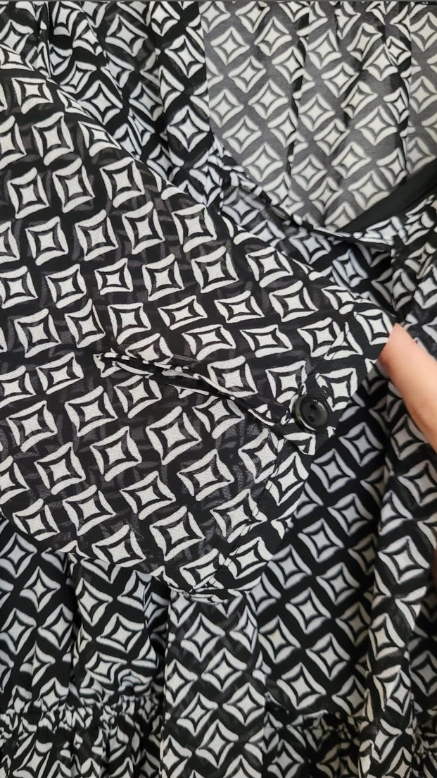 desenli siyah elbise - Görsel 4