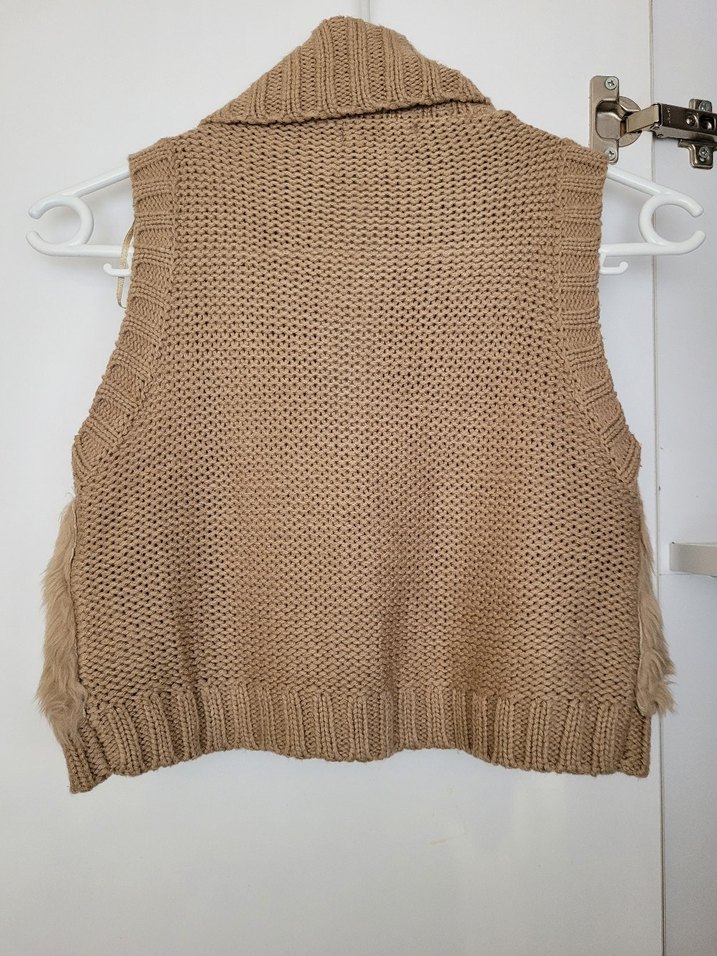 Kürk Detaylı Krem Triko Kadın Yelek - Görsel 4