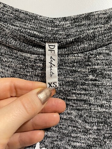 Defacto Sweat