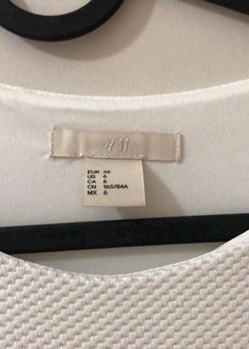 Beyaz Kısa Kollu Fitted Elbise - Görsel 3