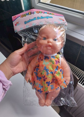 oyuncak bebek