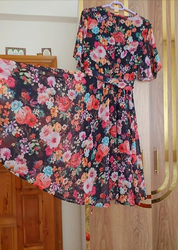 Çiçek Desenli Uzun Bohem Elbise - Görsel 5