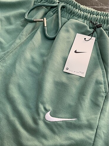 s Beden Nike Kadın Mini Şort
