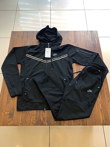 Nike Tech Fleece Erkek Eşofman Takımı Siyah Renk