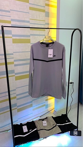 Nike Erkek Sweatshirt Gri Renk