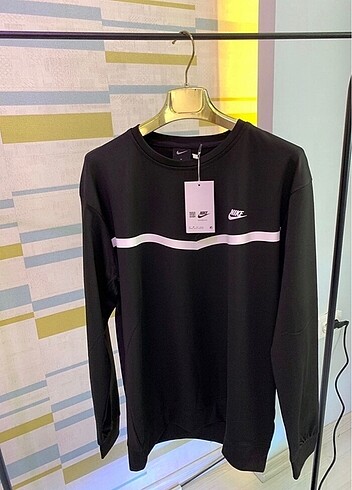 Nike Erkek Sweatshirt Siyah Renk