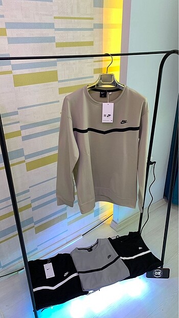 Nike Erkek Sweatshirt