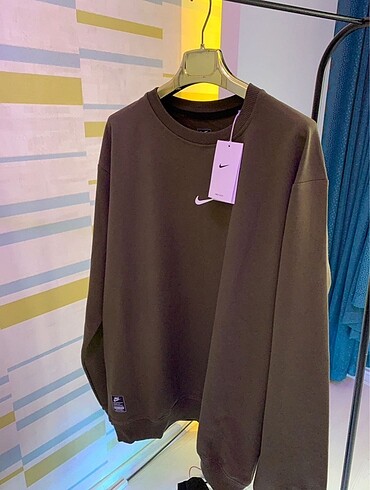 Nike Haki Renk Erkek Geniş Kesim Sweatshirt