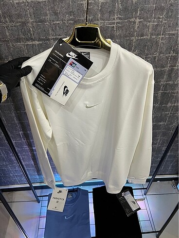 Nike Nike Erkek Sweatshirt Beyazı Renk