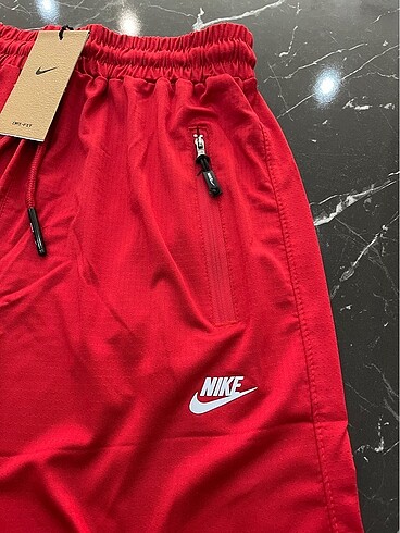 xxl Beden Nike Kırmızı Renk Erkek Şort