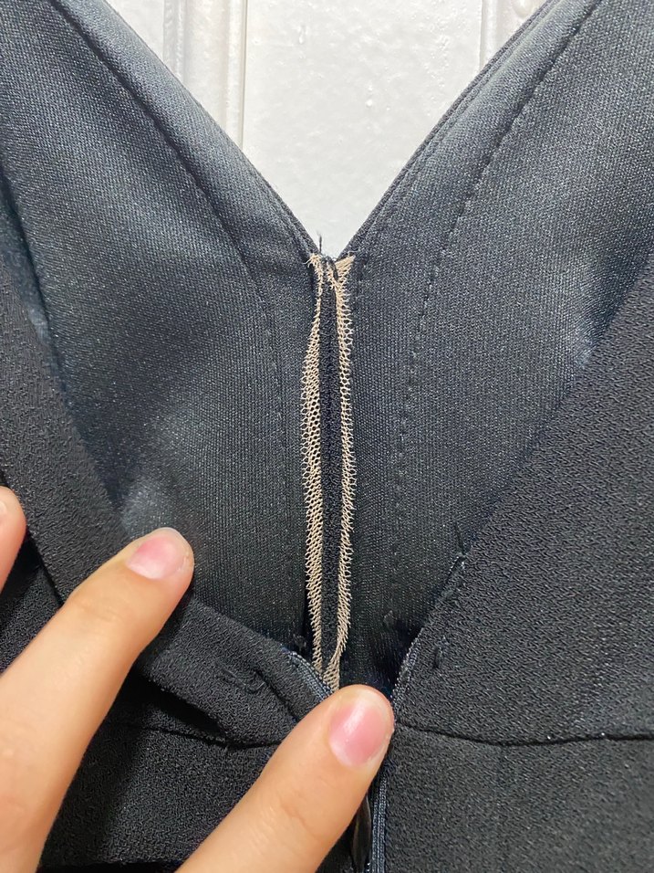 Siyah V Yaka Uzun Askılı Abiye Elbise - Görsel 4