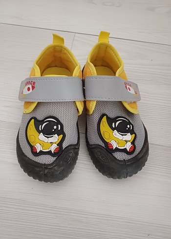 Gezer Gri Sarı Erkek Çocuk Kaydırmaz Ev Terliği