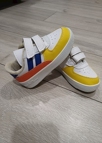 Renkli Erkek Çocuk Spor Ayakkabı Velcro