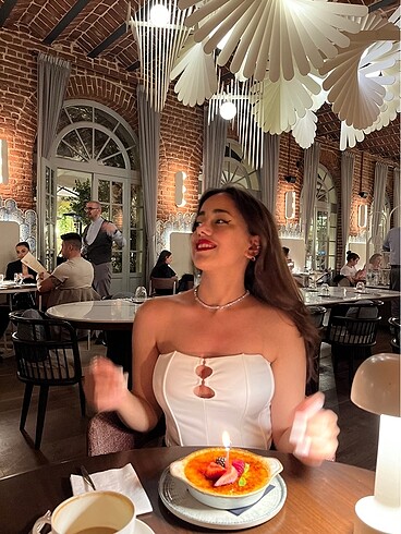 beyaz crop üst straplez