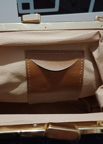 Louis Vuitton Kol Çantası 