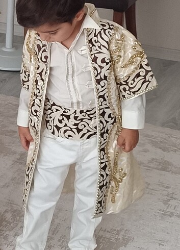 Sünnet kıyafeti, sünnet kaftan 