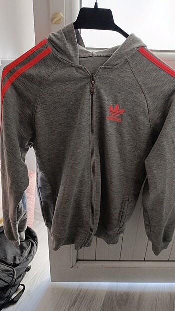 Adidas kız çocuğu ceketi 