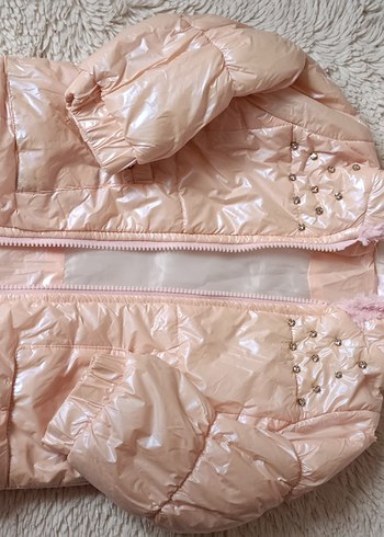 Kız Çocuk Kapüşonlu Pembe Mont - Görsel 4