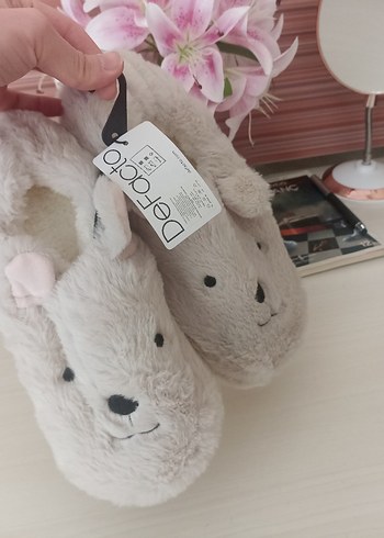 Beyaz Peluş Kız Çocuk Ev Terliği - Görsel 2