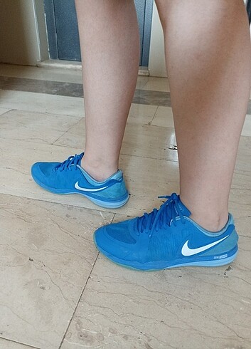 Orijinal spor ayakkabı 