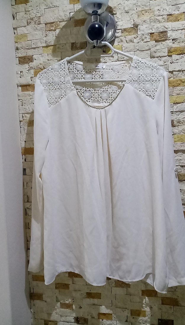 Ekolo Beyaz Dantel detaylı buluz - Görsel 3