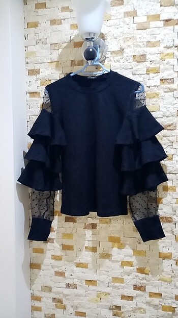 Kadın şık kolları dantel detaylı kazak - Görsel 2