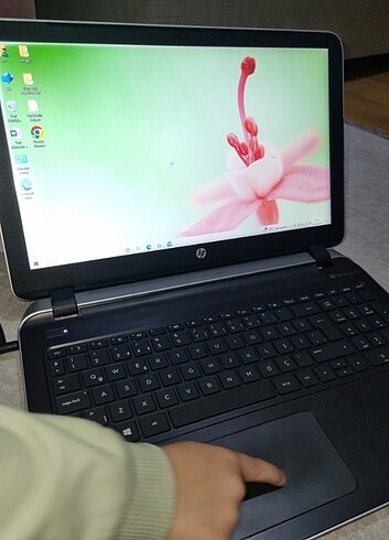 HP LEPTOP diz üstü bilgisayar