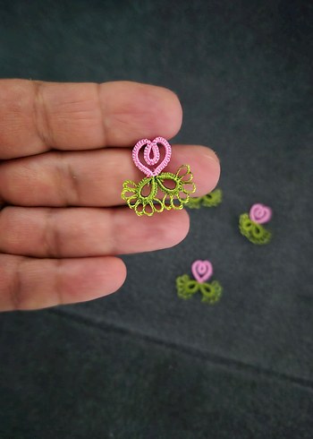Pembe ve Yeşil Dantel Çocuk Takısı
