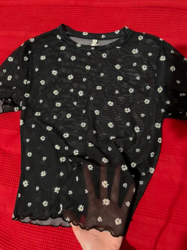 Siyah Dantel Detaylı Kısa Kollu Tişört - Görsel 2