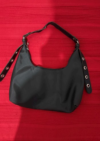 Siyah Tokalı Kadın Çanta - Görsel 3