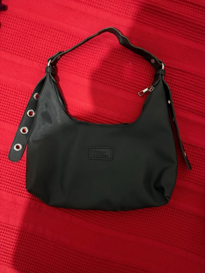 Siyah Tokalı Kadın Çanta - Görsel 2