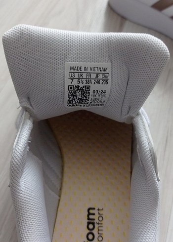 38,5 Beden Adidas cloudfoam comfort