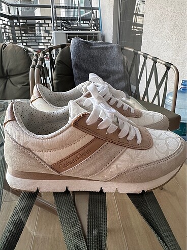 Orijinal calvin klein spor ayakkabı