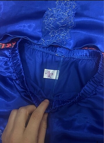 s Beden Saten şortlu takım 65 tl