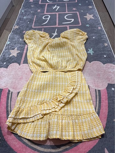 Defacto Takım halinde Şort etek ve tshrt