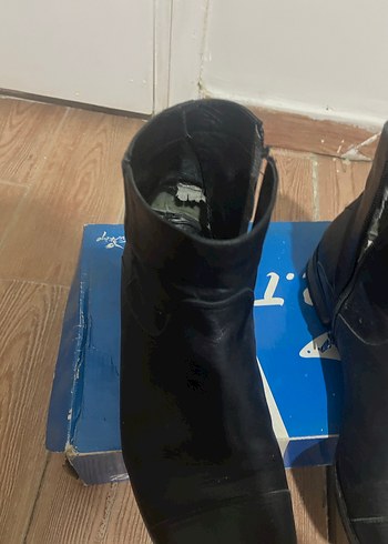 Siyah Deri Tokalı Erkek Biker Botları - Görsel 3