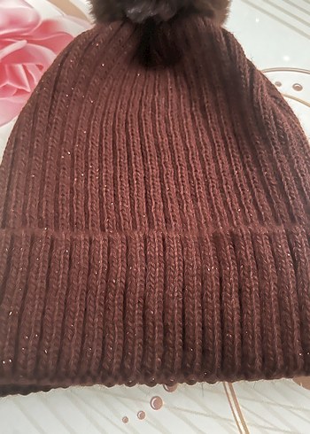 Kahverengi Örgü Kadın Bere - Görsel 6