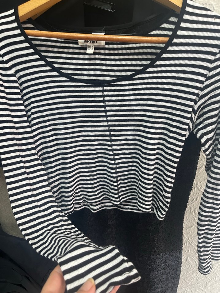 Çizgili Siyah Uzun Kollu bluz - Görsel 3