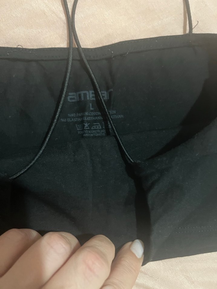 Kadın Siyah İnce Askılı Düz crop atlet - Görsel 3