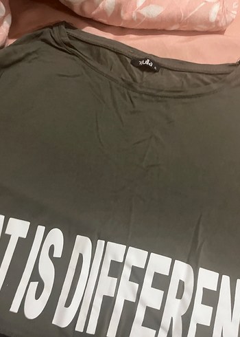 Siyah Baskılı Midi Tişört - Görsel 4