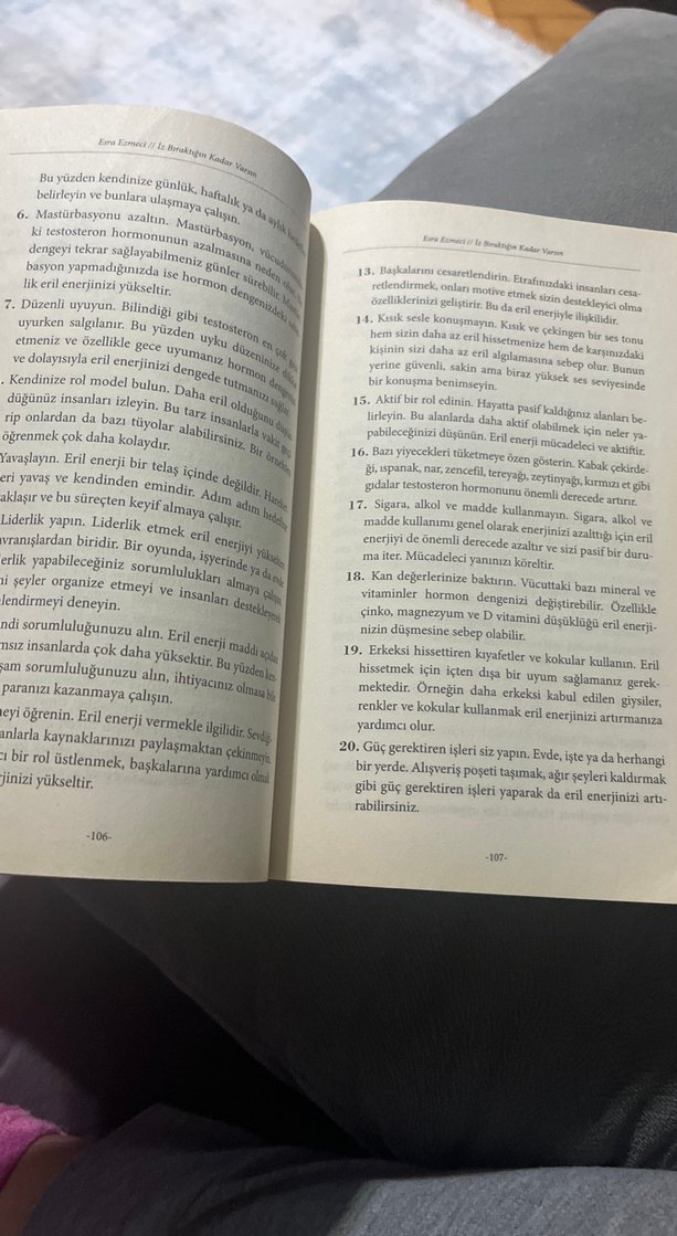 İz Bıraktığın Kadar Varsın - Esra Ezmeci - Görsel 3