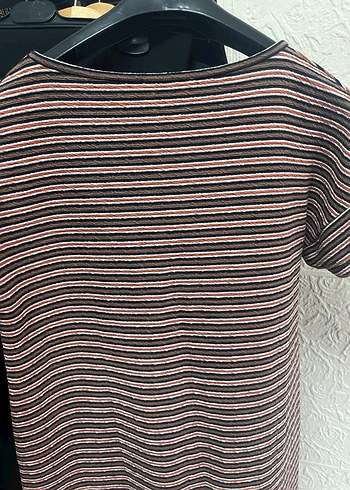 V Yaka Çizgili Kısa Kollu Kadın elbise - Görsel 5