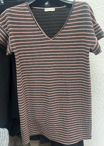 V Yaka Çizgili Kısa Kollu Kadın elbise - Görsel 7