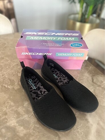 37 Beden Skechers Babet Ayakkabı