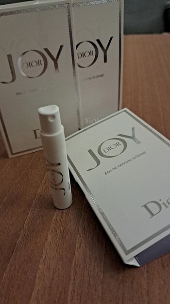 1adet joy eau de parfüm intense fiyatıdır 