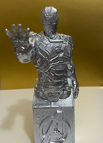 Beden gri Renk PLASTİK DEKORATİF IRONMAN FİGÜR