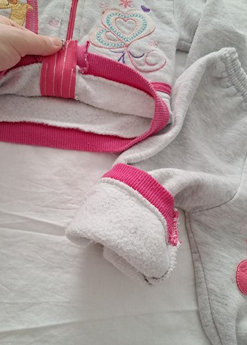 Gri Nakışlı Bebek Kız Takımı - Görsel 2